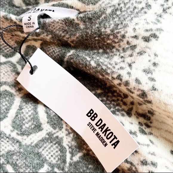 STEVE MADDEN X BB DAKOTA NWT Cropped Python Print Top Size Small - Picture 12 of 14